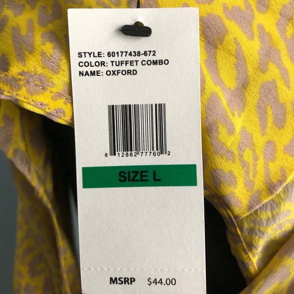 🆕Jessica Simpson• Leopard Button Up - Picture 8 of 10